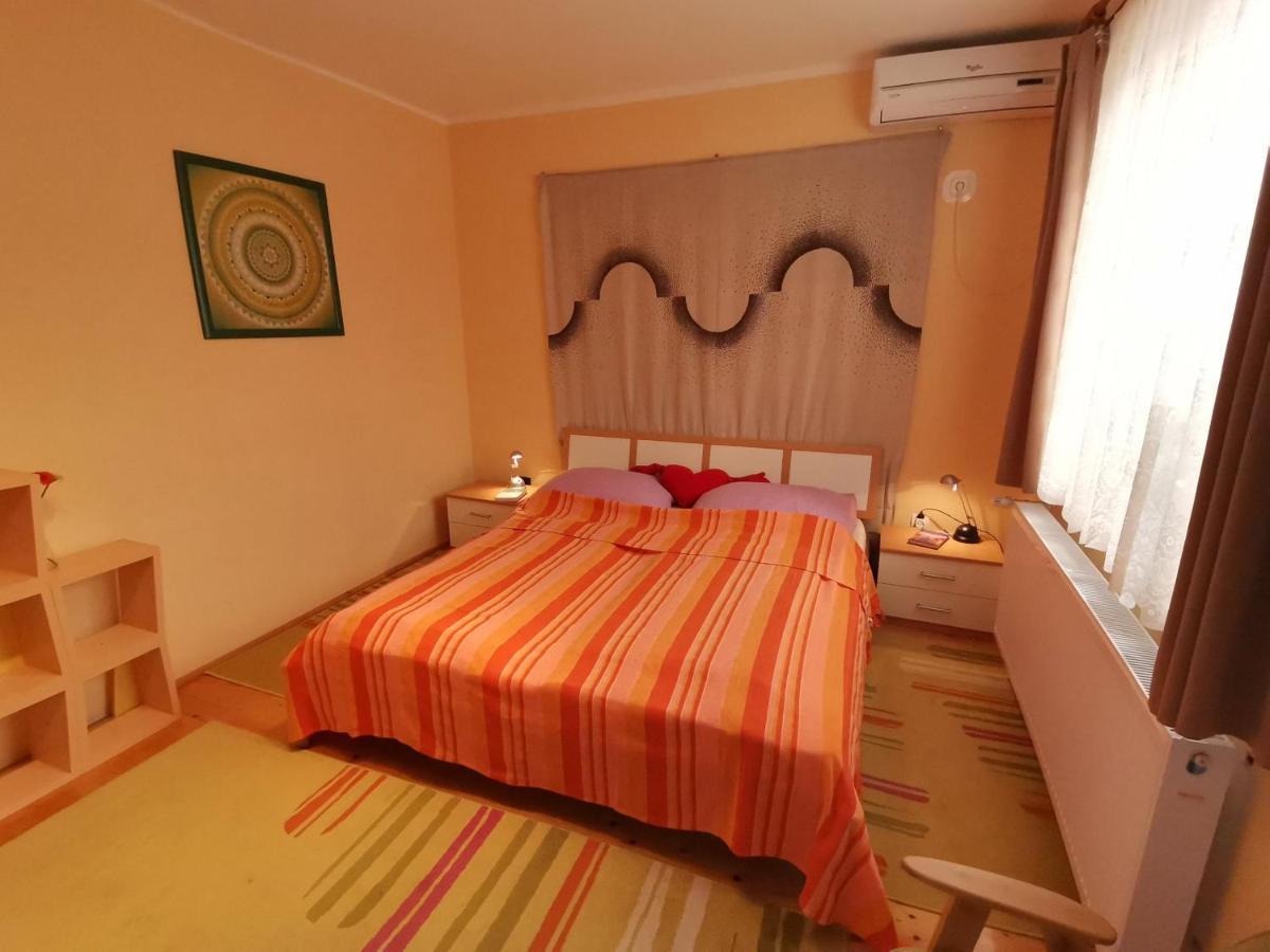 Marika Apartman Хайдусобосло Экстерьер фото