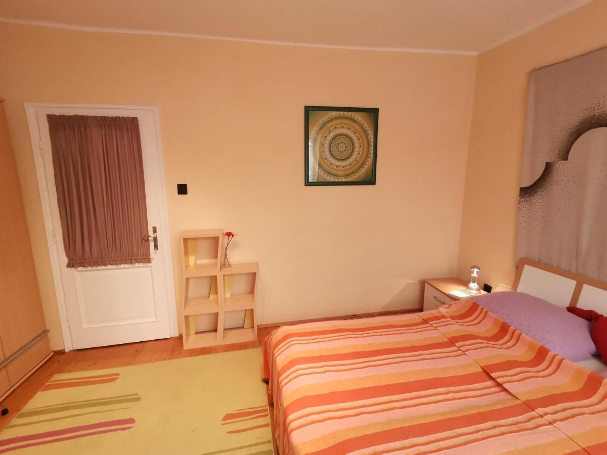 Marika Apartman Хайдусобосло Экстерьер фото